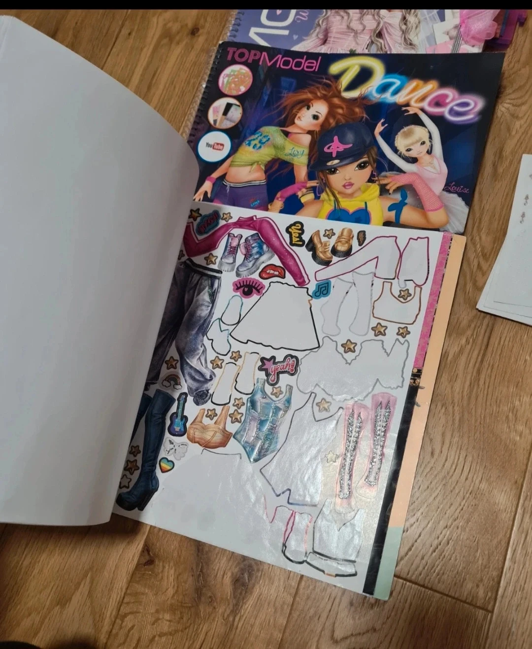 Lote de cuadernos top model – photo 5
